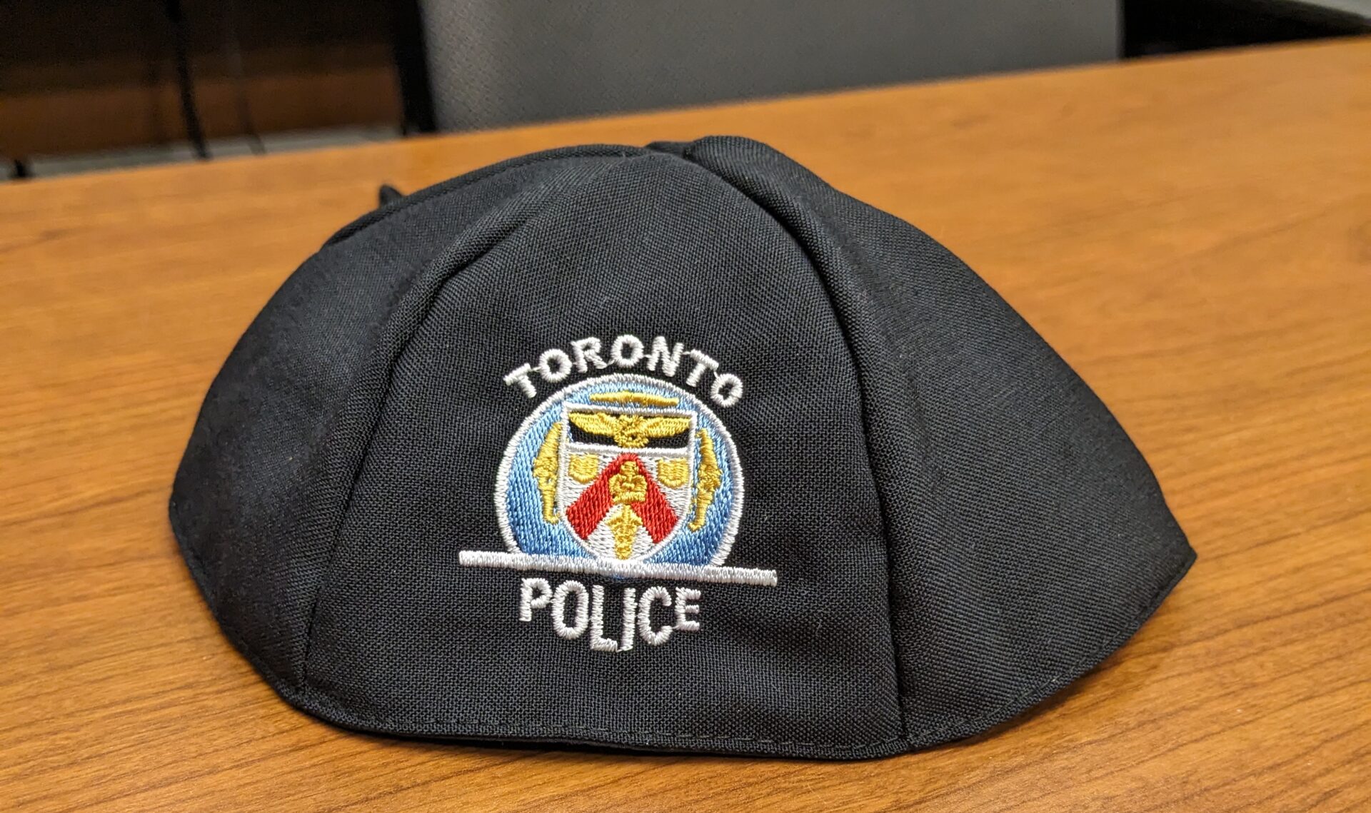 Toronto's police chief revealed a new kippah for Jewish officers to ...